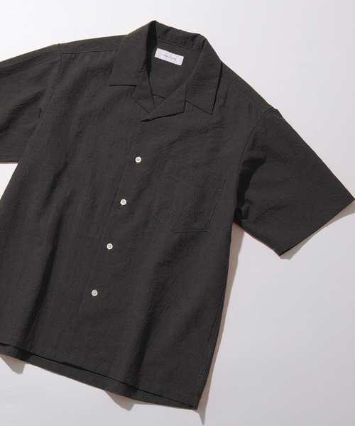 ADAM ET ROPE'(アダムエロペ)の「【EVALET】開襟半袖シャツ(シャツ/ブラウス・メンズ・ベージュ系その他/ネイビー/ブルー系その他/イエロー系その他/チャコールグレー・M/L)」の2枚目の写真