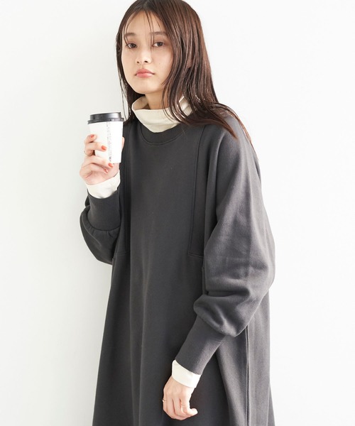 AMERICAN HOLIC（アメリカンホリック）の「アーム切り替えＢＩＧシルエットカットワンピース ＊（ワンピース・レディース・ブラック/ライトベージュ/LT.Gray・FREE）」の12枚目の写真