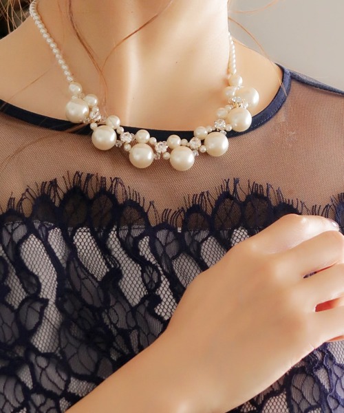 Cupid Heart（キューピッドハート）の「【Cupid Heart】結婚式アクセサリー プティット ビッグパールネックレス（ネックレス・レディース・ベージュ・MEDIUM）」の7枚目の写真