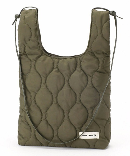 MONO　COMME CA（モノコムサ）の「キルティングバッグ（トートバッグ・レディース・ネイビー/カーキ/ベージュ・FREE）」の5枚目の写真