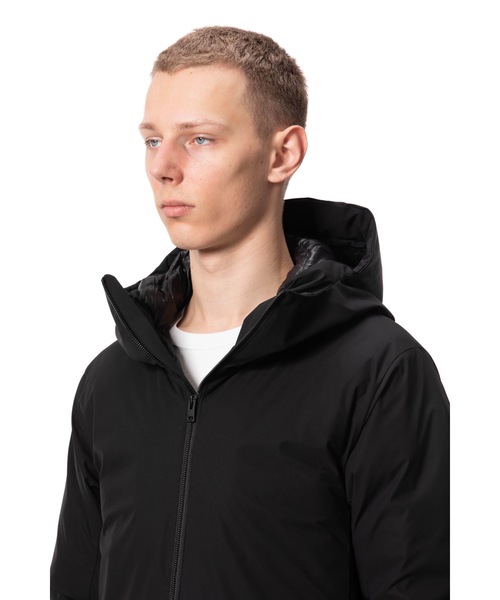 ATTACHMENT（アタッチメント）の「T400ノイズコーティングストレッチ タフタ フーデッドダウンコート（ダウンジャケット/コート・メンズ・ライトグレー/グレー系その他/ブラック・1/3/2）」の6枚目の写真