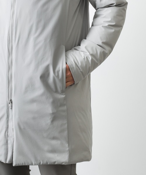 ATTACHMENT（アタッチメント）の「T400ノイズコーティングストレッチ タフタ フーデッドダウンコート（ダウンジャケット/コート・メンズ・ライトグレー/グレー系その他/ブラック・1/3/2）」の20枚目の写真