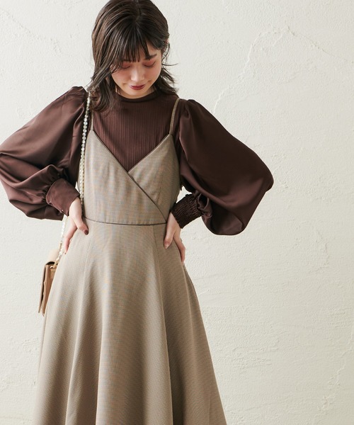 natural couture（ナチュラルクチュール）の「【WEB限定カラー有り】異素材切替たっぷりギャザースリーブプルオーバー（ニット/セーター・レディース・ブラウン/アイボリー/ラベンダー/ピンクベージュ・FREE）」の9枚目の写真