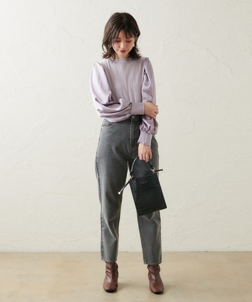 natural couture（ナチュラルクチュール）の「【WEB限定カラー有り】異素材切替たっぷりギャザースリーブプルオーバー（ニット/セーター・レディース・ブラウン/アイボリー/ラベンダー/ピンクベージュ・FREE）」の16枚目の写真