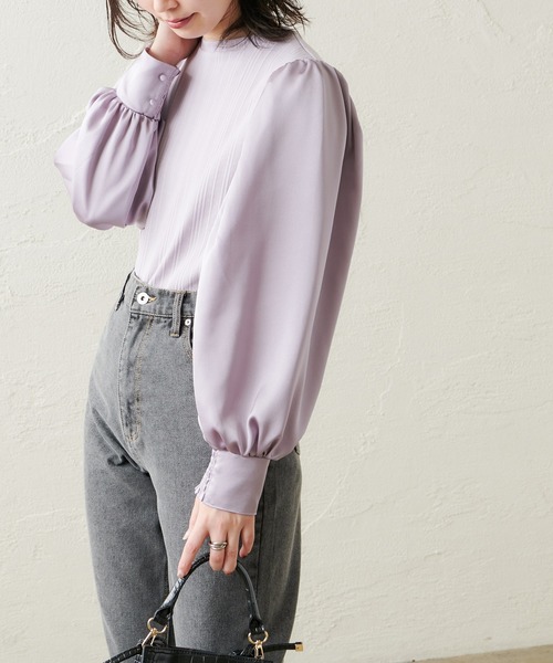 natural couture（ナチュラルクチュール）の「【WEB限定カラー有り】異素材切替たっぷりギャザースリーブプルオーバー（ニット/セーター・レディース・ブラウン/アイボリー/ラベンダー/ピンクベージュ・FREE）」の14枚目の写真