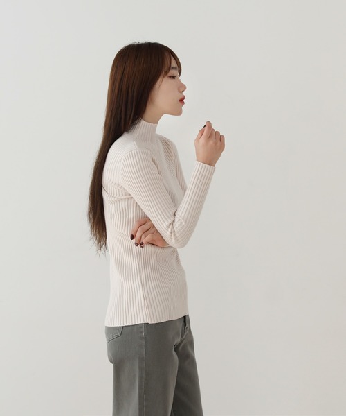 by muni:r(バイ ムニール)の「リブ ダイヤパターン タートルネック ニット(ニット/セーター・レディース・ブラック/ベージュ/アイボリー・FREE)」の19枚目の写真