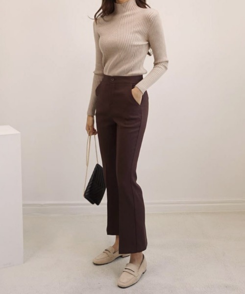 by muni:r(バイ ムニール)の「リブ ダイヤパターン タートルネック ニット(ニット/セーター・レディース・ブラック/ベージュ/アイボリー・FREE)」の8枚目の写真