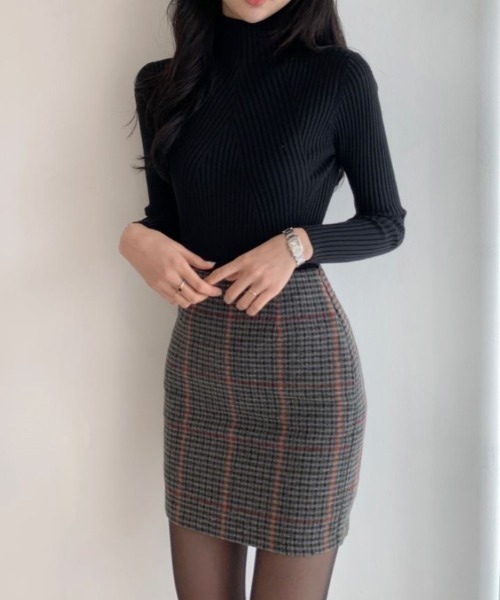 by muni:r(バイ ムニール)の「リブ ダイヤパターン タートルネック ニット(ニット/セーター・レディース・ブラック/ベージュ/アイボリー・FREE)」の22枚目の写真