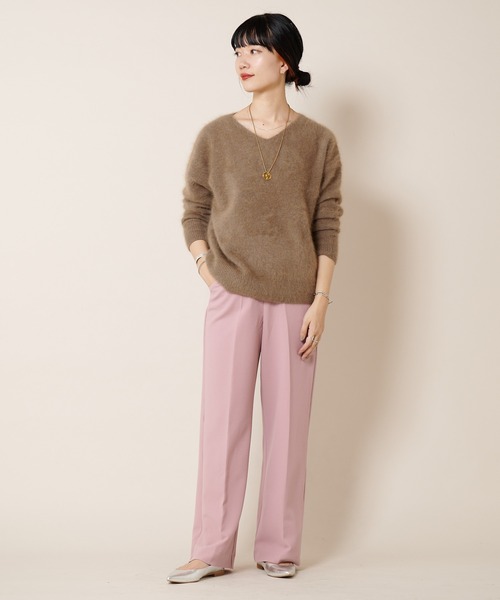 SHENERY（シーナリー）の「ラクーンVネックニットプルオーバー（ニット/セーター・レディース・モカ/パープル/グリーン/アイボリー・FREE）」の17枚目の写真