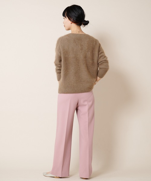 SHENERY（シーナリー）の「ラクーンVネックニットプルオーバー（ニット/セーター・レディース・モカ/パープル/グリーン/アイボリー・FREE）」の20枚目の写真