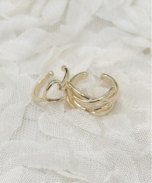 apres jour(アプレジュール)の「【apres jour×ARIAZ】アソートイヤカフ2個セット(イヤーカフ・レディース・ゴールド/シルバー系その他/ゴールド系その他2/シルバー/シルバー系その他2/ゴールド系その他3/シルバー系その他3/ゴールド系その他・FREE)」の1枚目の写真