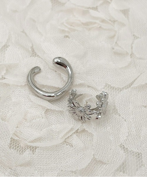 apres jour(アプレジュール)の「【apres jour×ARIAZ】アソートイヤカフ2個セット(イヤーカフ・レディース・ゴールド/シルバー系その他/ゴールド系その他2/シルバー/シルバー系その他2/ゴールド系その他3/シルバー系その他3/ゴールド系その他・FREE)」の5枚目の写真