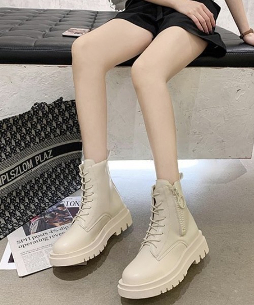 KOR（ケーオーアール）の「レースアップショートブーツ（ブーツ・レディース・ベージュ/ブラック・38/40/39/35/36/37）」の10枚目の写真