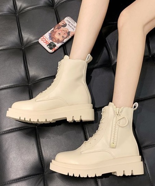 KOR（ケーオーアール）の「レースアップショートブーツ（ブーツ・レディース・ベージュ/ブラック・38/40/39/35/36/37）」の11枚目の写真