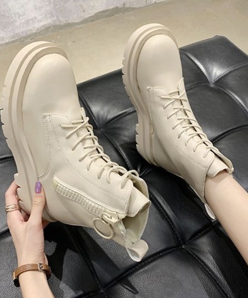 KOR（ケーオーアール）の「レースアップショートブーツ（ブーツ・レディース・ベージュ/ブラック・38/40/39/35/36/37）」の13枚目の写真