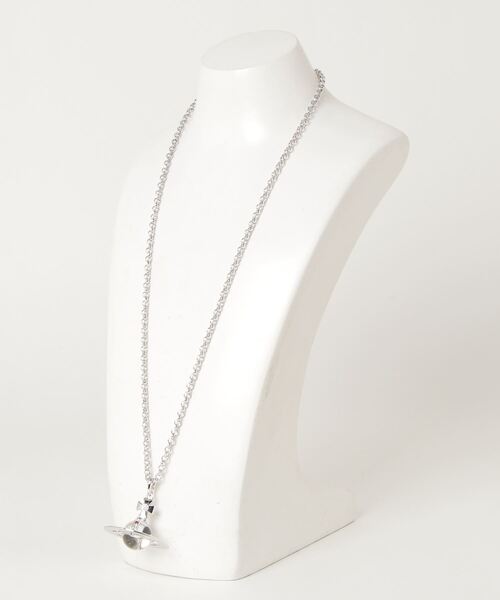 Vivienne Westwood MAN（ヴィヴィアンウエストウッドマン）の「“SMALL ORB” ネックレス【209810 SOP2R】（ネックレス・メンズ・シルバー・FREE）」の7枚目の写真