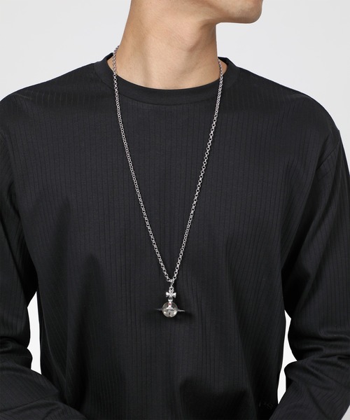 Vivienne Westwood MAN（ヴィヴィアンウエストウッドマン）の「“SMALL ORB” ネックレス【209810 SOP2R】（ネックレス・メンズ・シルバー・FREE）」の3枚目の写真