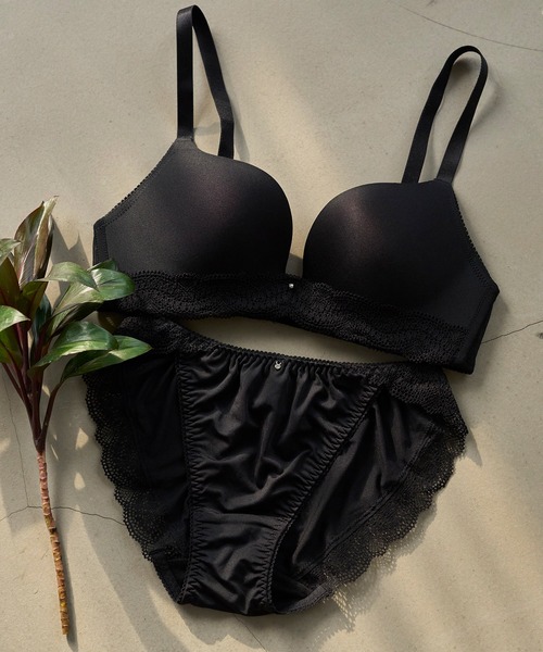 セール】新色チャコール・ライトベージュが登場！【つるんとしたカップ