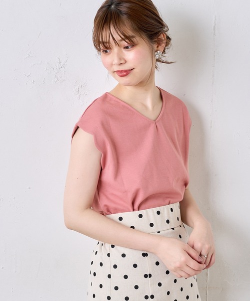 natural couture(ナチュラルクチュール)の「プチプラ2WAYお上品スカラップT(Tシャツ/カットソー・レディース・オフホワイト/ブラック/ベージュ/カーキ/サックスブルー/ピンク/その他1・FREE)」の19枚目の写真