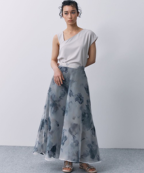 STUNNING LURE(スタニングルアー)の「メッシュレイヤードスカート(スカート・レディース・ブラック・SMALL/MEDIUM)」の2枚目の写真