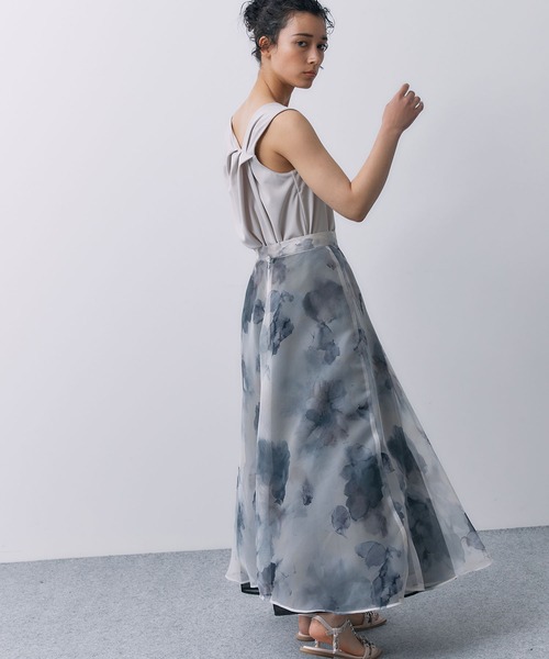STUNNING LURE(スタニングルアー)の「メッシュレイヤードスカート(スカート・レディース・ブラック・SMALL/MEDIUM)」の3枚目の写真