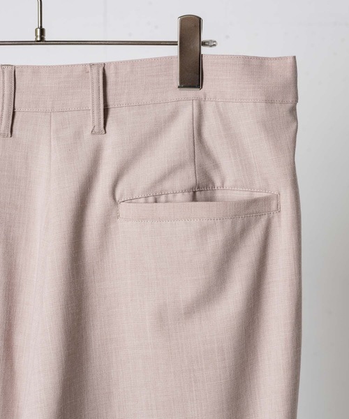 INTER FACTORY（インターファクトリー）の「ファッションインフルエンサー たいが - リネンタッチタックイージーパンツ　made in INTER FACTORY（その他パンツ・メンズ・チャコールグレー/ベージュ・MEDIUM/LARGE）」の6枚目の写真