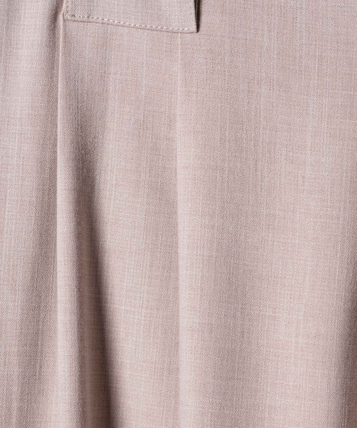 INTER FACTORY（インターファクトリー）の「ファッションインフルエンサー たいが - リネンタッチタックイージーパンツ　made in INTER FACTORY（その他パンツ・メンズ・チャコールグレー/ベージュ・MEDIUM/LARGE）」の5枚目の写真