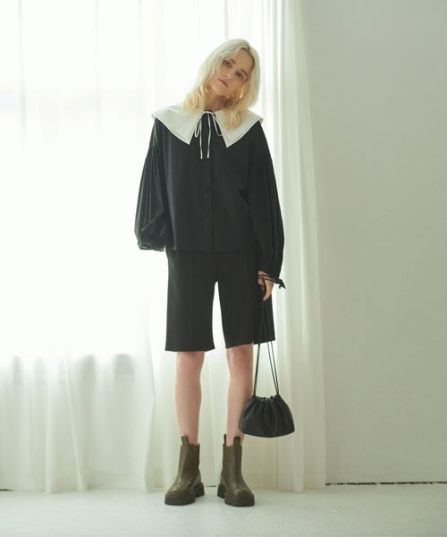 Mila Owen（ミラオーウェン）の「つまみコバデザインバミューダパンツ（その他パンツ・レディース・ブラック/ベージュ/モカ・1/0）」の4枚目の写真