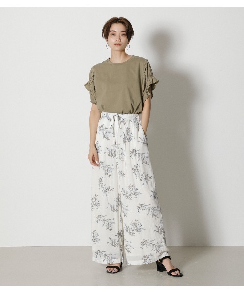 SLEEVE PUFF CUT TOPS/スリーブパフカットトップス（Tシャツ