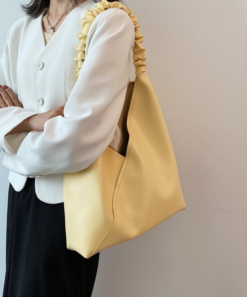 aimoha（アイモハ）の「PUトート（トートバッグ・レディース・ブラック/ベージュ/オフホワイト/イエロー・FREE）」の17枚目の写真