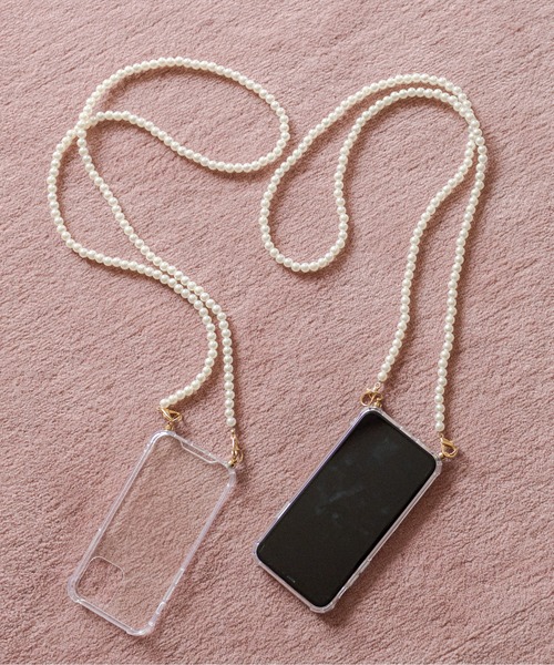 OLIVE des OLIVE（オリーブデオリーブ）の「パールチェーンiphoneケース（スマホケース/カバー・レディース・ホワイト/オフホワイト・FREE）」の3枚目の写真