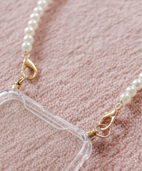 OLIVE des OLIVE（オリーブデオリーブ）の「パールチェーンiphoneケース（スマホケース/カバー・レディース・ホワイト/オフホワイト・FREE）」の8枚目の写真