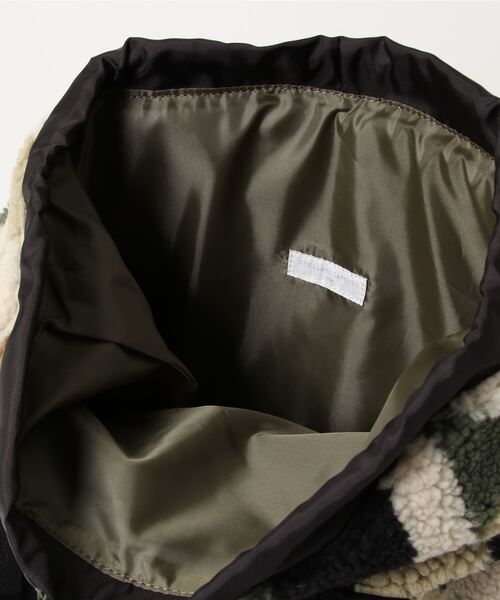 ミリタリー カモフラージュ テディ バックパック