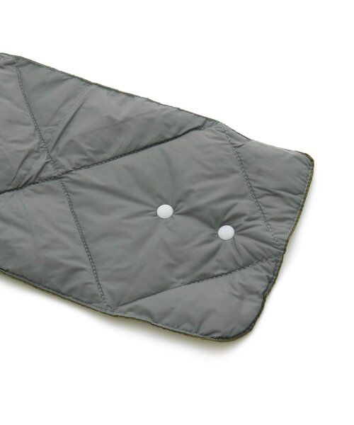 Ampersand（アンパサンド）の「/ライトダウンマフラー_撥水加工（マフラー・キッズ・ピンク/ブラック/カーキ/ベージュ・140/95/120）」の5枚目の写真