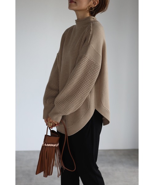 Bonjour Sagan(ボンジュールサガン)の「前後2wayワッフルラウンドカットニット(ニット/セーター・レディース・ベージュ/オフホワイト・FREE)」の10枚目の写真