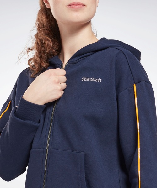 Reebok（リーボック）の「パイピング ジップアップ フーディー / Piping Zip-Up Hoodie（パーカー・レディース・ブラック/ネイビー/グレイッシュブルー・SMALL/MEDIUM/LARGE/X-LARGE/X-SMALL/XX-LARGE）」の9枚目の写真