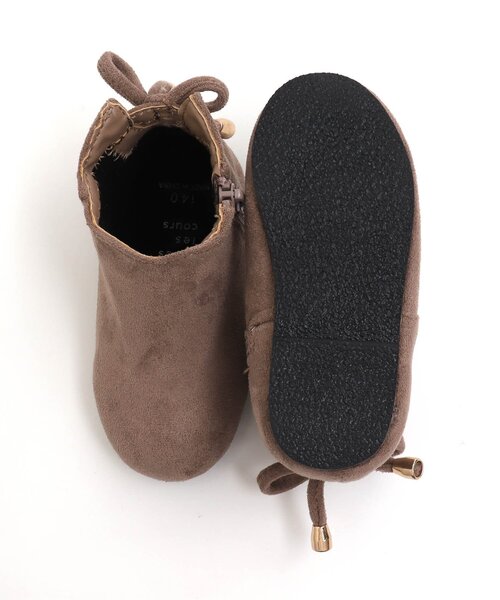 apres les cours（アプレレクール）の「バックリボンブーツ（ブーツ・キッズ・ブラウン/ベージュ・19/17/16/15 /20/18/14）」の3枚目の写真