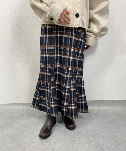 nemne store(ネンネストア)の「タルトタタンとチェック柄マーメイドフレアスカート(スカート・レディース・ブラウン系その他/ブルー系その他/ブルー系その他2・フリー)」の6枚目の写真