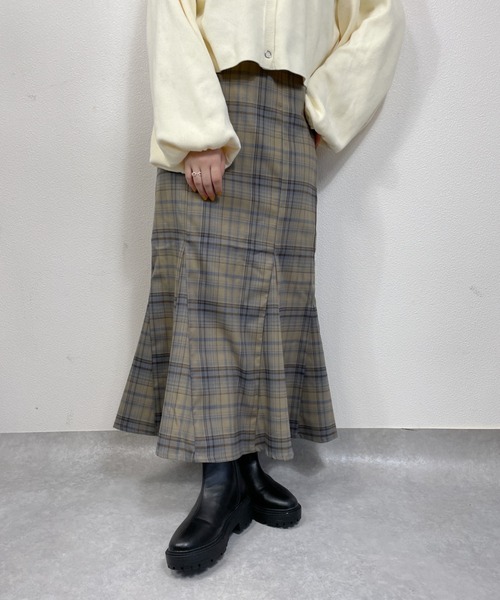 nemne store(ネンネストア)の「タルトタタンとチェック柄マーメイドフレアスカート(スカート・レディース・ブラウン系その他/ブルー系その他/ブルー系その他2・フリー)」の11枚目の写真