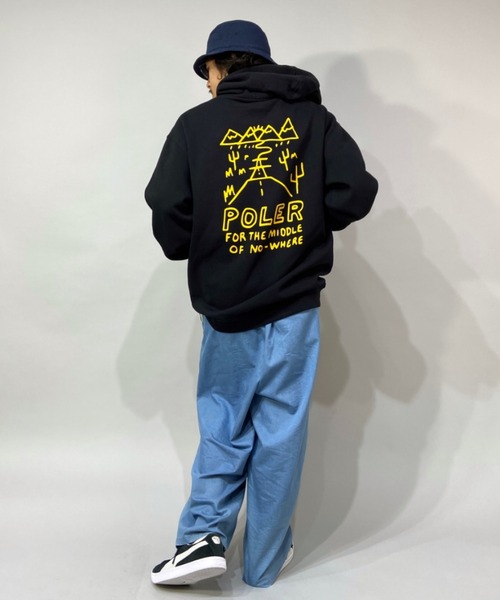 POLeR（ポーラー）の「POLER/ポーラー バックプリント パーカー 213APM2603（パーカー・メンズ・ブラック/イエロー・M/L）」の3枚目の写真
