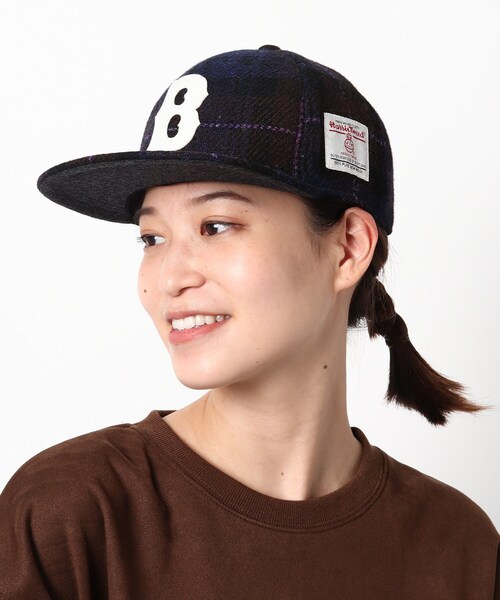 HARRIS TWEED（ハリスツイード）の「◆Harris Tweed ハリス ツィード フェルトワッペン ベースボールキャップ（キャップ・レディース・グレー/チャコールグレー/ブラック/ブラウン系/ベージュ/ワインレッド/ネイビー・99）」の4枚目の写真