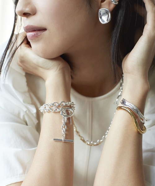 Nothing And Others(ナッシングアンドアザーズ)の「「Nothing And Others/ナッシングアンドアザーズ」Bumpmotif Earring(イヤリング・レディース・シルバー/ゴールド・FREE)」の12枚目の写真