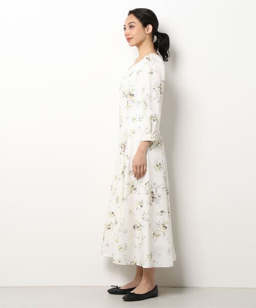 Swingle（スウィングル）　オリジナルプリント　ワンピース SWINGLE（スウィングル）の「【日本製】オリジナル水彩フラワー