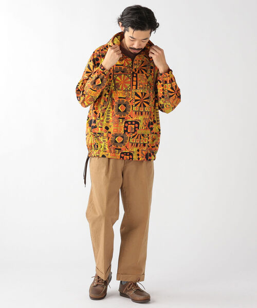 BEAMS PLUS（ビームスプラス）の「BEAMS PLUS / ジオメトリック プリント アノラック（その他アウター・メンズ・オレンジ/サックスブルー・SMALL/MEDIUM/LARGE/X-LARGE）」の11枚目の写真
