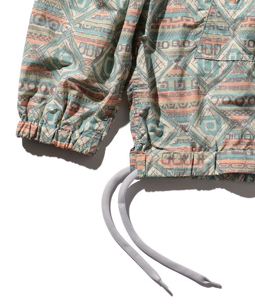 BEAMS PLUS（ビームスプラス）の「BEAMS PLUS / ジオメトリック プリント アノラック（その他アウター・メンズ・オレンジ/サックスブルー・SMALL/MEDIUM/LARGE/X-LARGE）」の18枚目の写真