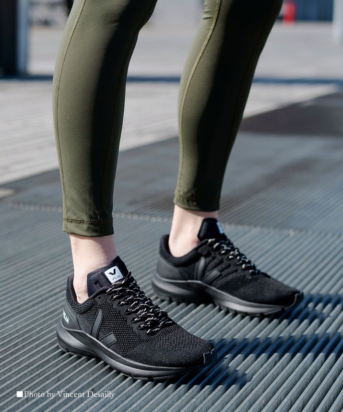 VEJA（ヴェジャ）の「VEJA / “MARLIN” ランニングシューズ スニーカー