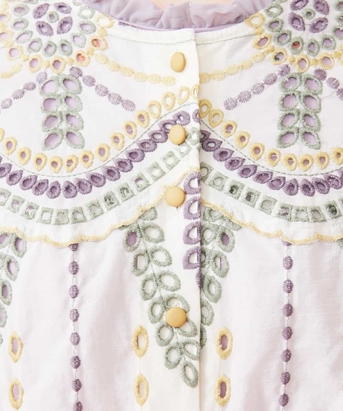 Jocomomola（ホコモモラ）の「guirnalda スカラップ刺繍