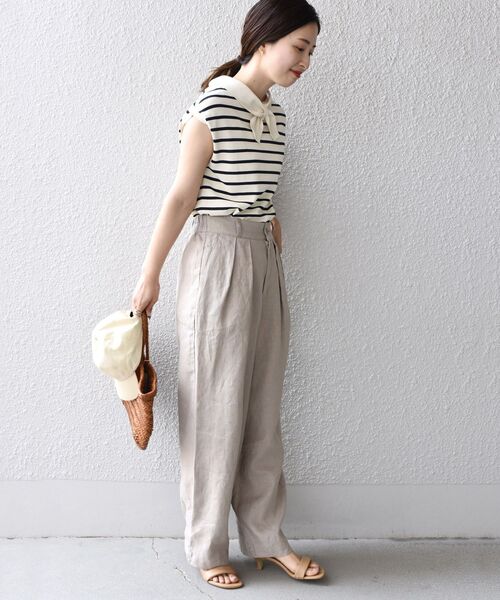 SHIPS（シップス）の「*〈手洗い可能/UVカット/接触冷感〉パールモチーフボウタイニット ボーダー/ソリッド◆（ニット/セーター・レディース・ブラック/ネイビー/オフホワイト/ダークグレー/ブラウン/ブラック系・ONE SIZE）」の7枚目の写真