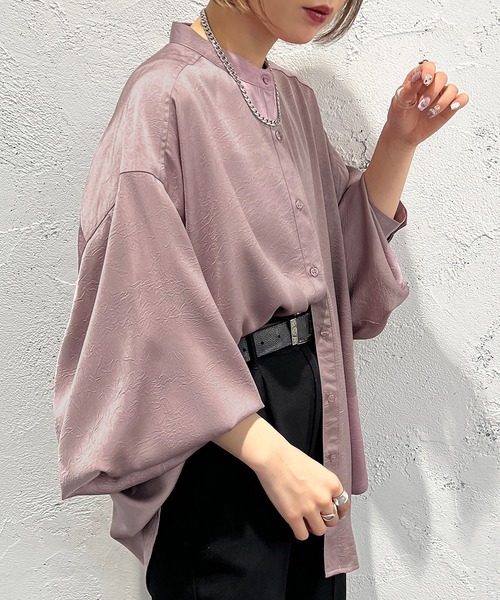 apres jour mignon(アプレジュールミニョン)の「シワシワサテンシャツ【ZOZOTOWN限定アイテム】(シャツ/ブラウス・レディース・グレイッシュベージュ/ブラック/パープル・フリー/X-LARGE)」の3枚目の写真