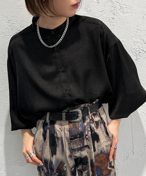 apres jour mignon(アプレジュールミニョン)の「シワシワサテンシャツ【ZOZOTOWN限定アイテム】(シャツ/ブラウス・レディース・グレイッシュベージュ/ブラック/パープル・フリー/X-LARGE)」の1枚目の写真